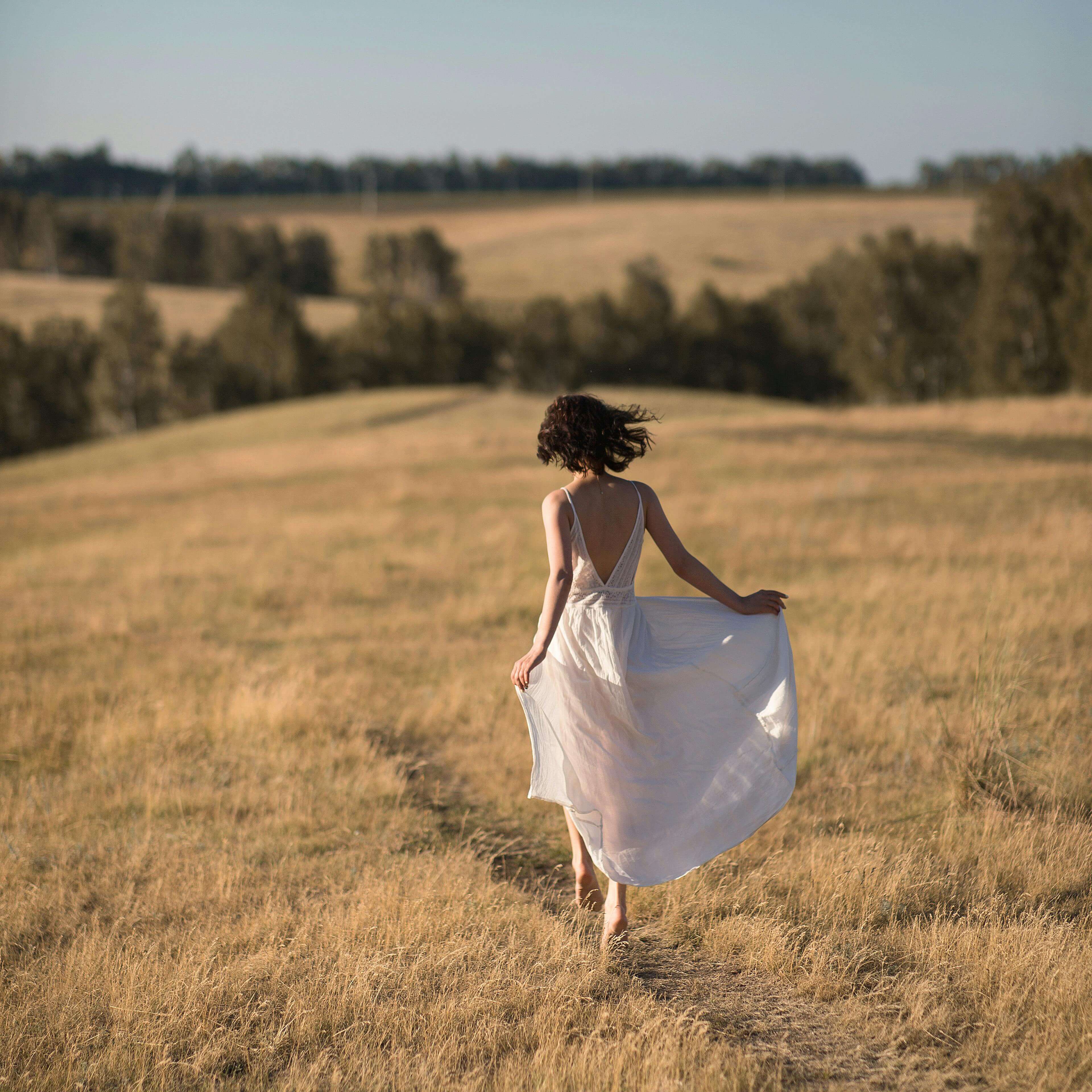 The Timeless Elegance of Linen Dresses