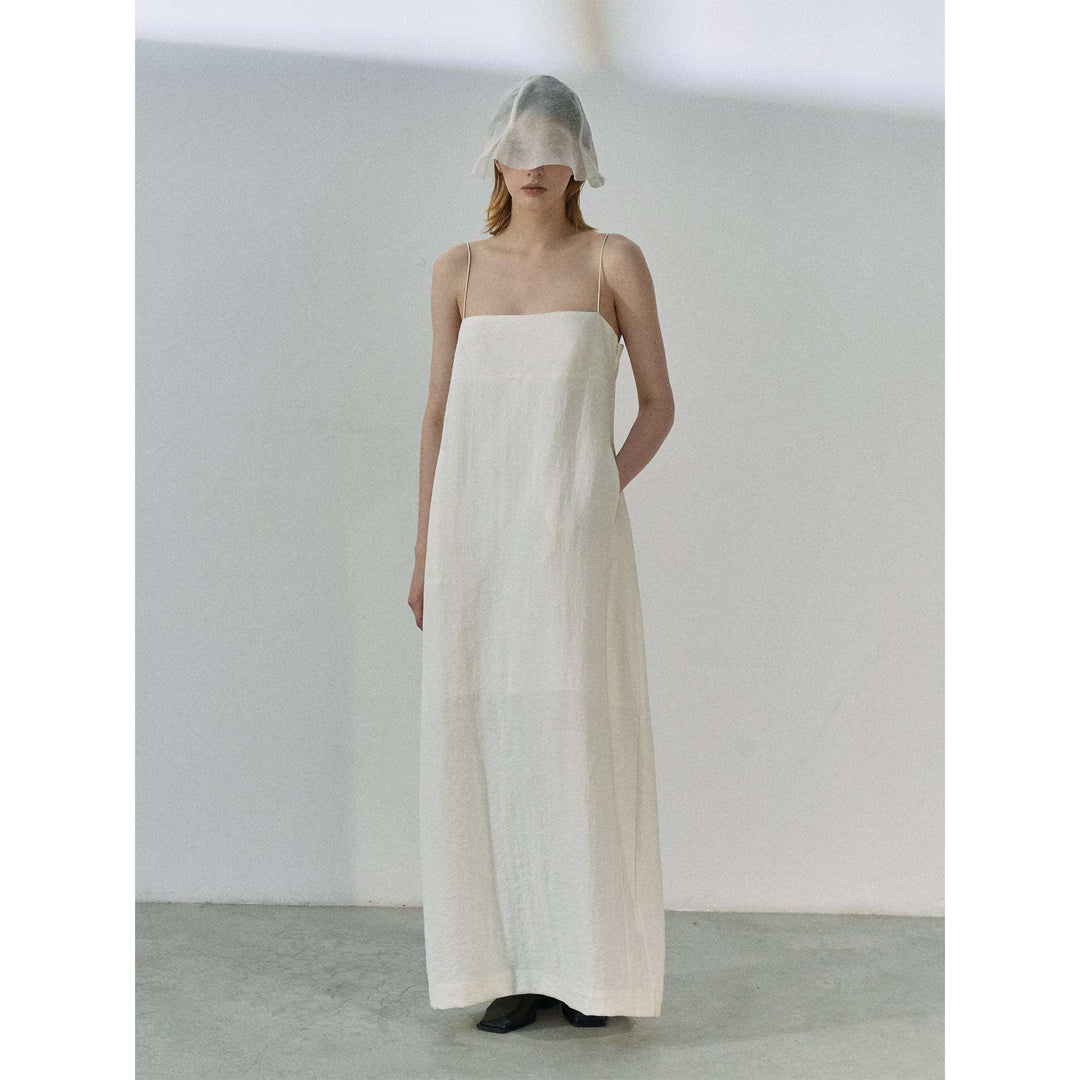 Linen Dress with Front Split Arc Silhouette