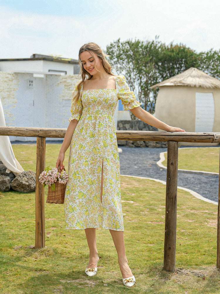 Vintage-style linen dress in floral print