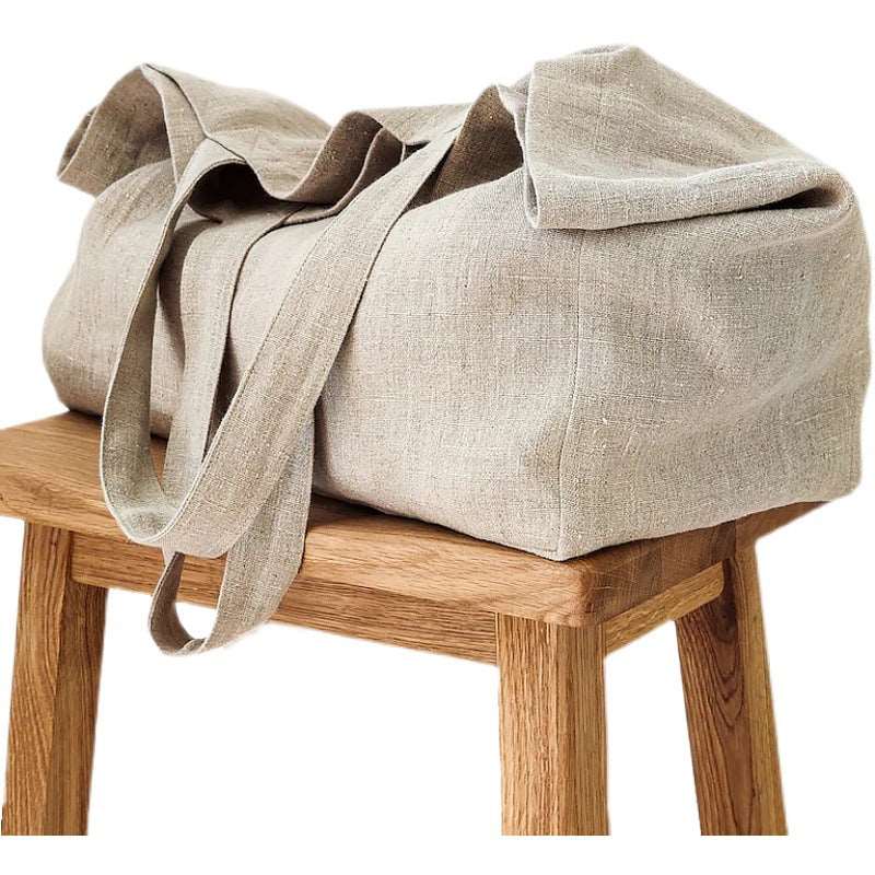 VIENI's linen beach bag, combining style and functionality for your summer adventure