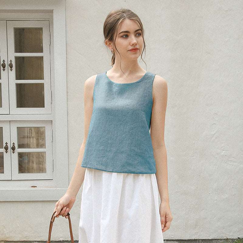 Women's linen tank top with open back from VIENI, ideal for warm weather fashion