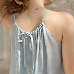 Bild in Galerie-Viewer laden, Women&#39;s linen tank top with open back from VIENI, ideal for warm weather fashion
